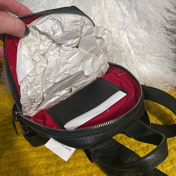 NWT Hammitt Hunter Backpack - Picture 3 of 4